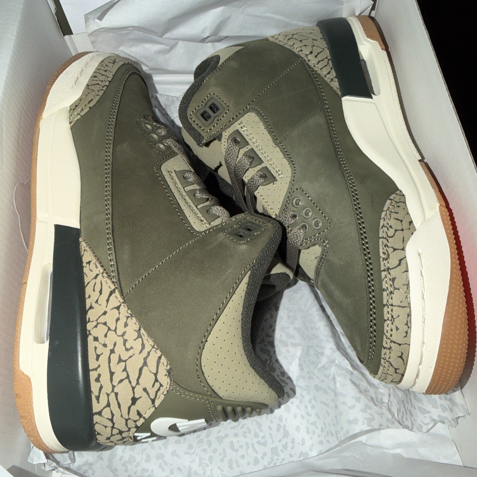 Air Jordan 3 Retro Gs Size 5Y Medium Olive