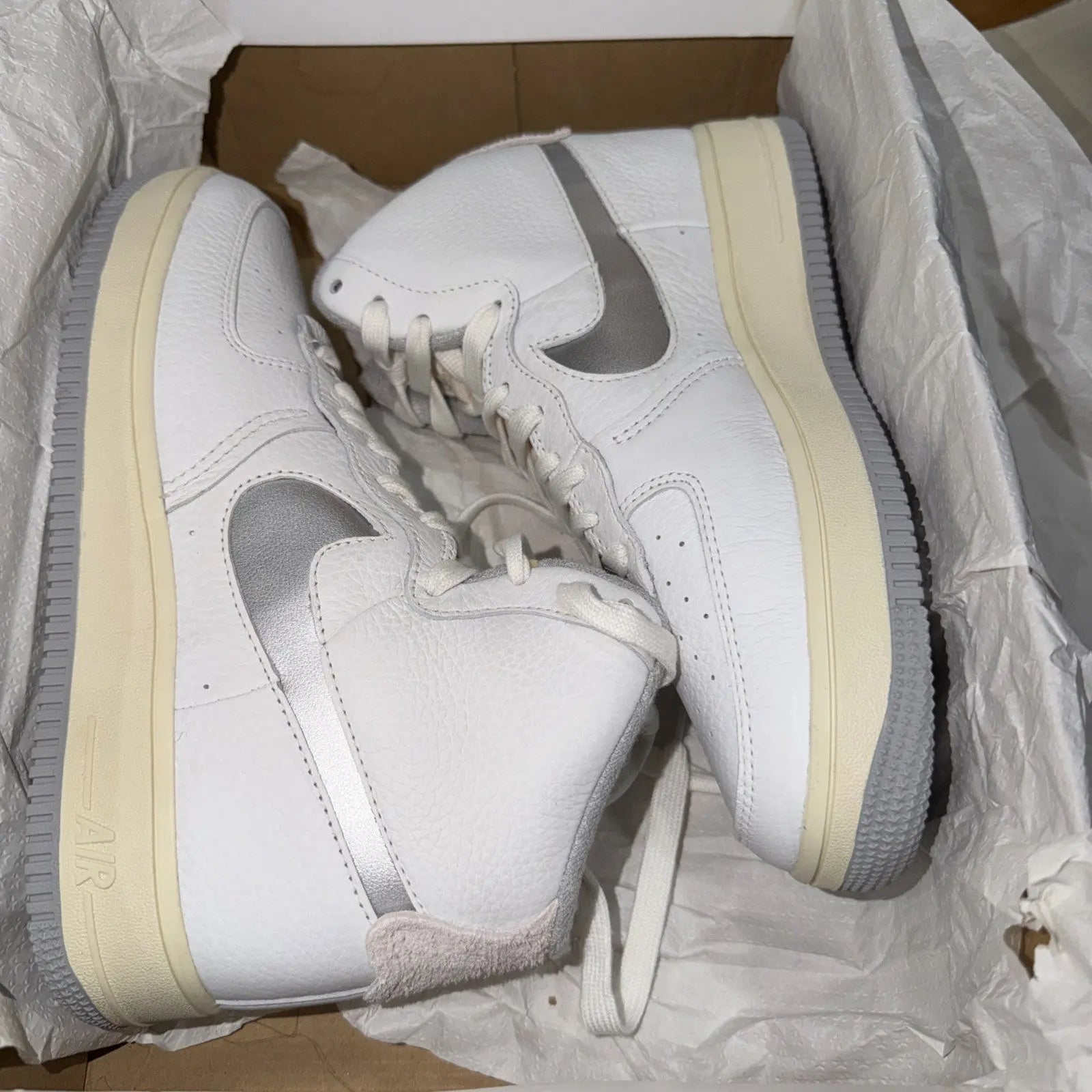 WMNS NIKE AF1 SCULPT AIR FORCE 1 SCULPT SUMMIT WHITE-SILVER Size 9 DC3590 101