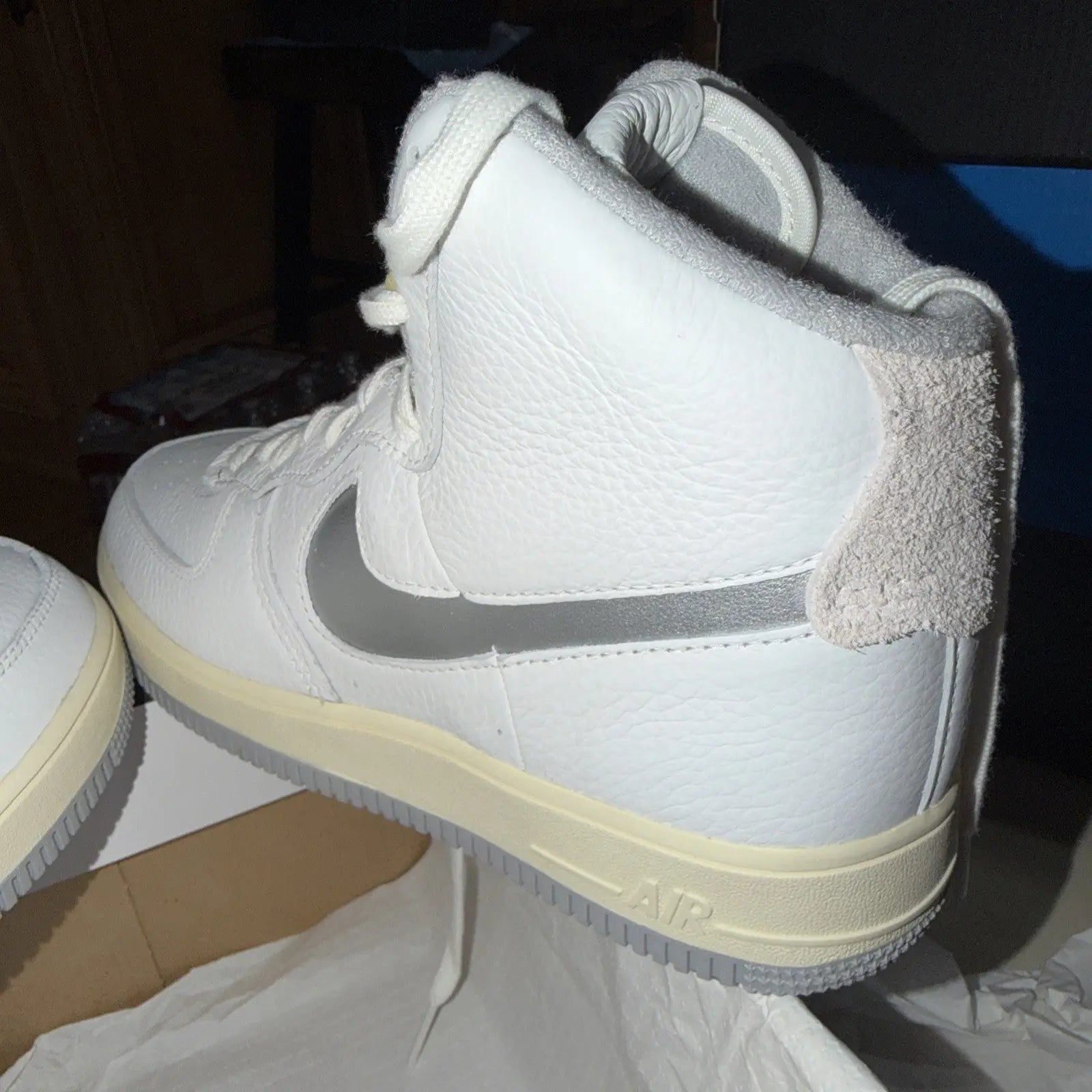 WMNS NIKE AF1 SCULPT AIR FORCE 1 SCULPT SUMMIT WHITE-SILVER Size 9 DC3590 101