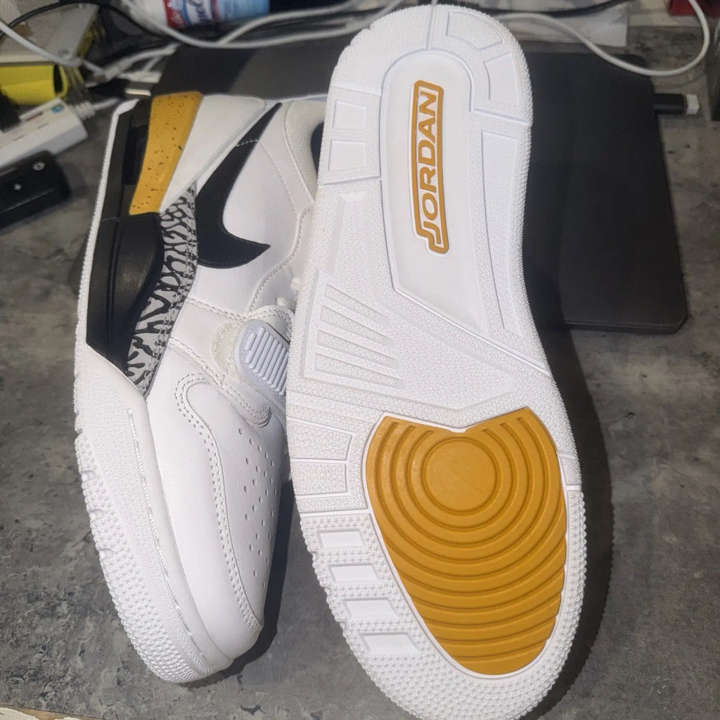 Nike Air Jordan Legacy 312 Size 10 Men White Yellow Ochre Black  Cement Shoes