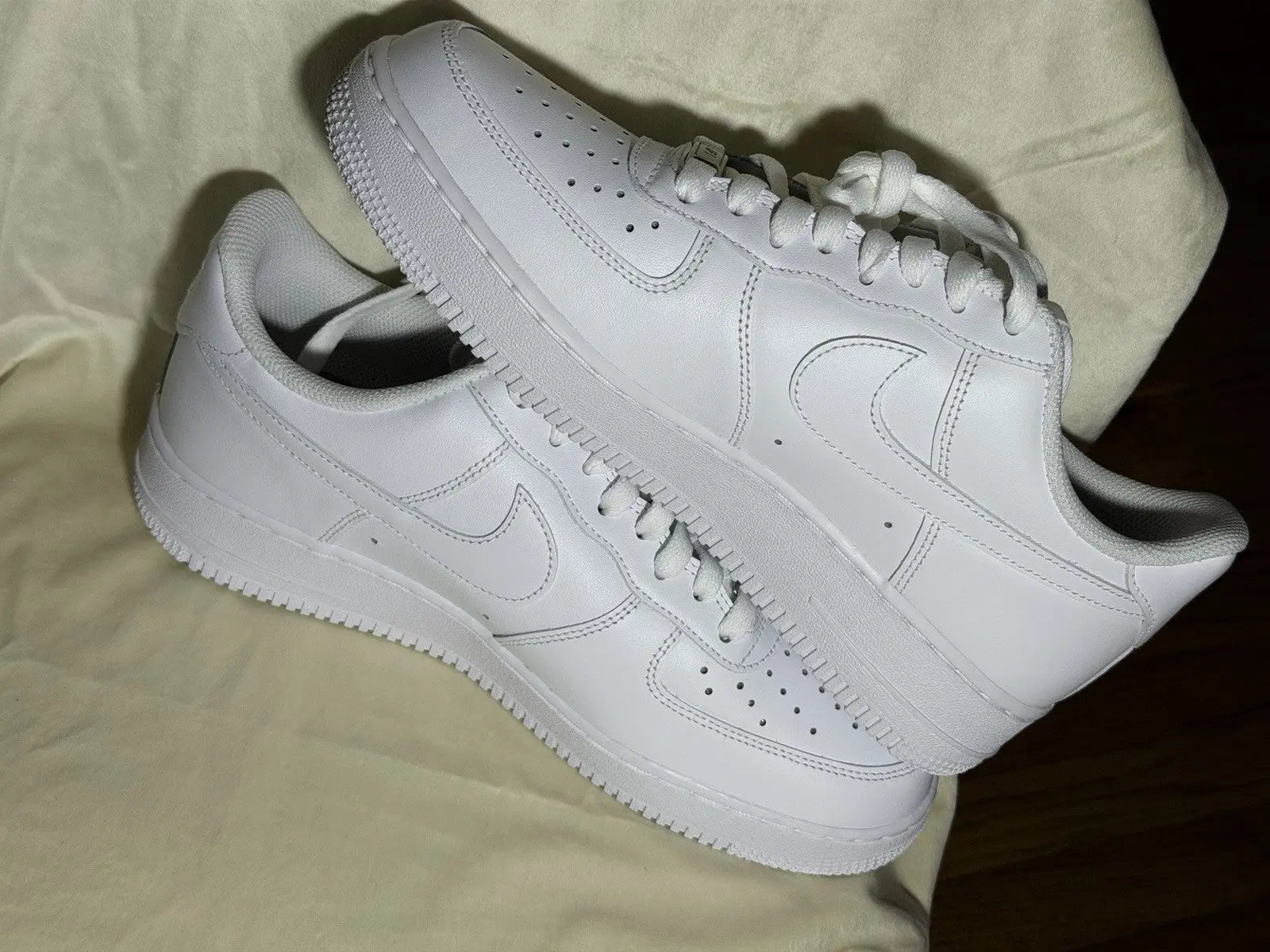 Nike Air Force 1 '07 Low Triple White Size Men’s Shoes 8.5 CW2288-111