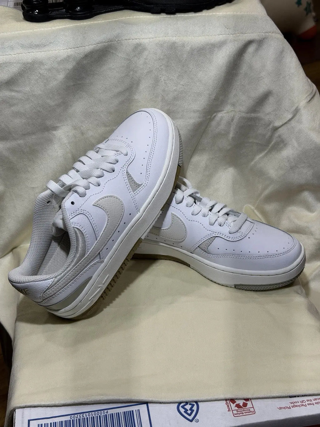 Nike Gamma Force White Phantom Size 6 W Shoes