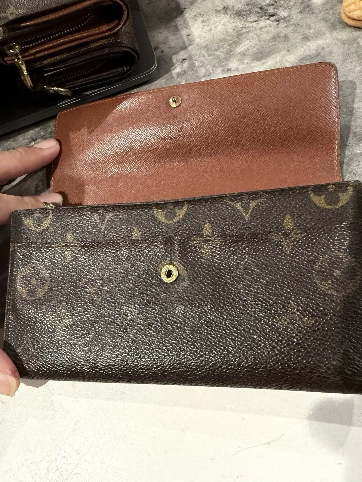 Louis Vuitton Monogram Pochette Sarah Long Wallet 100% Authentic Comes With Coa