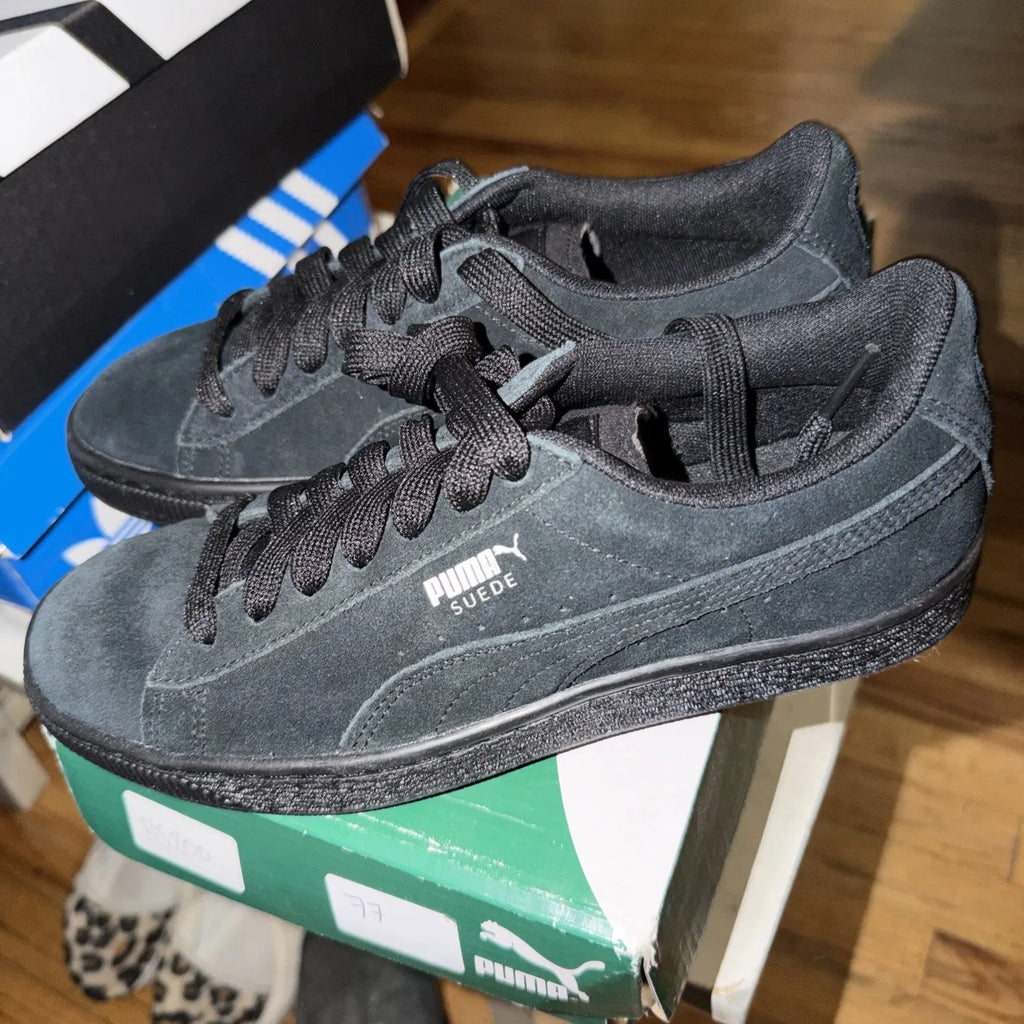 PUMA Suede Low Classic Black Size 5Y