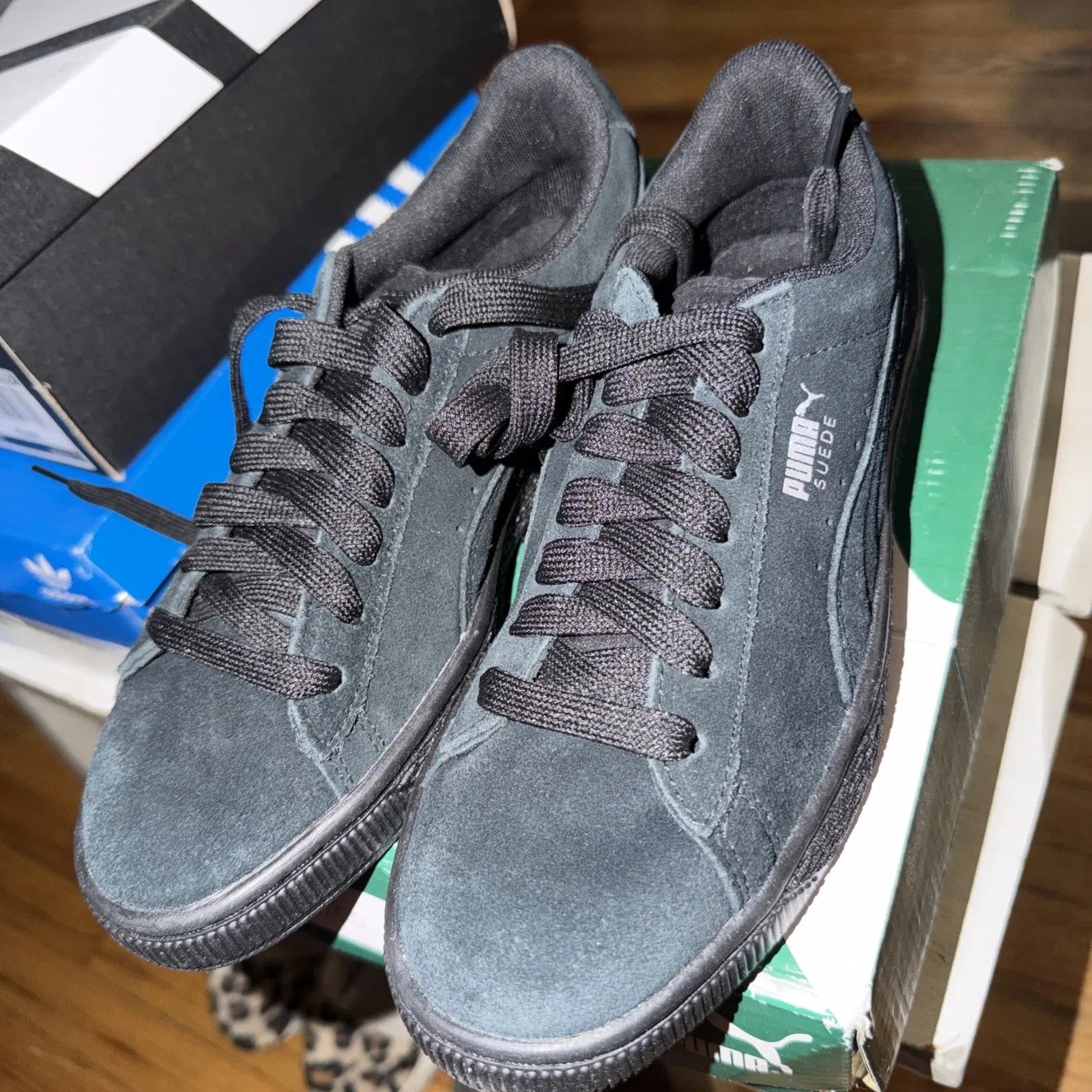 PUMA Suede Low Classic Black Size 5Y