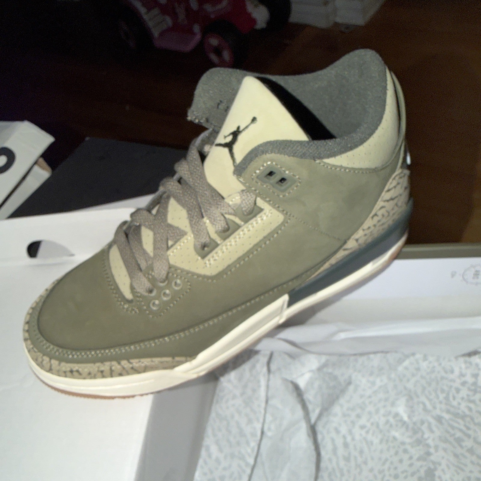 Air Jordan 3 Retro Gs Size 5Y Medium Olive