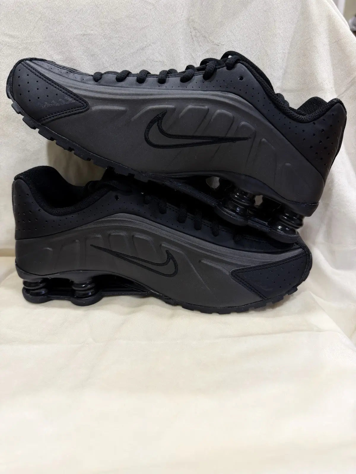 Nike Shox R4 Size 7Y Cw2626-003 Shoes