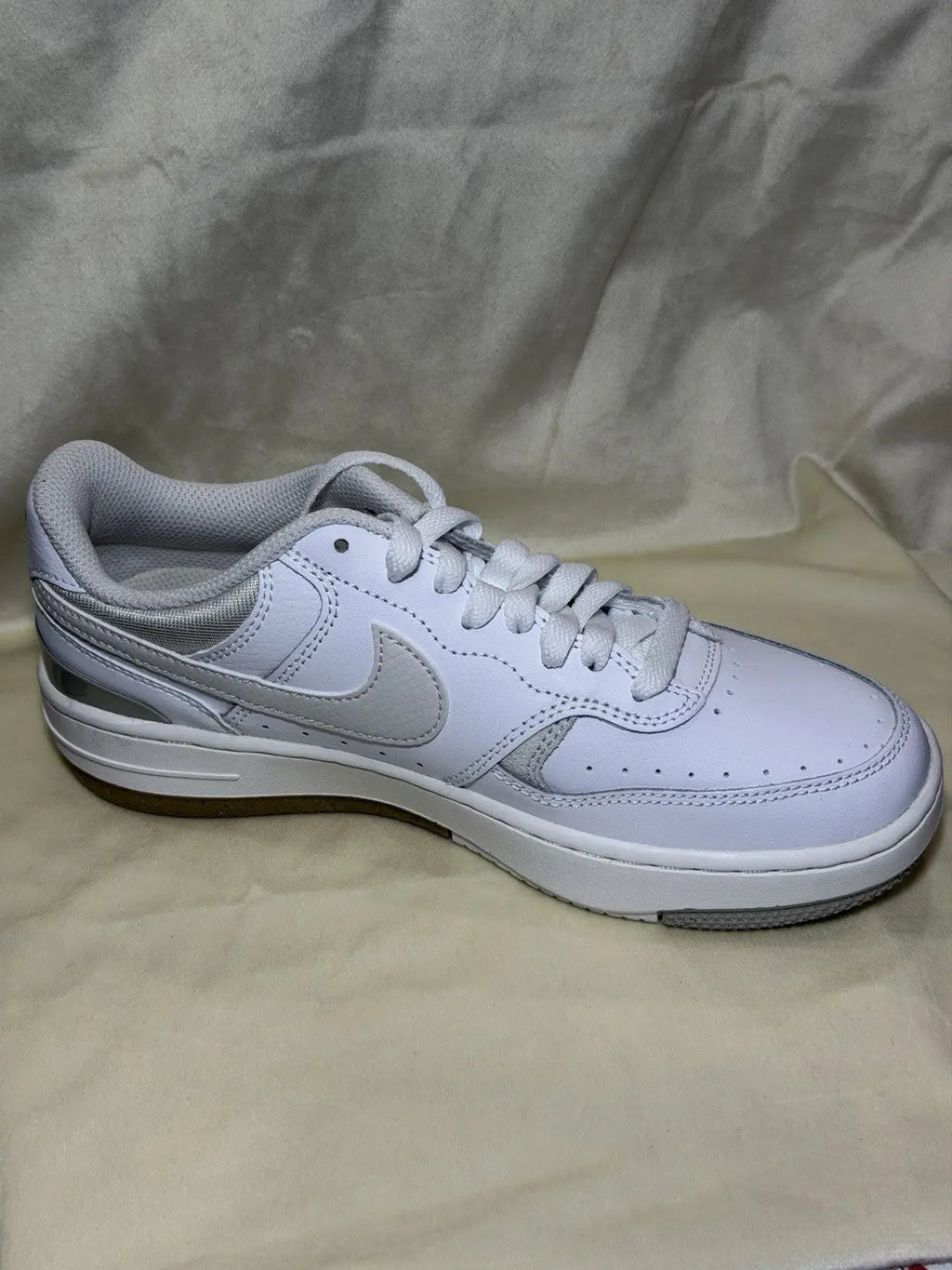 Nike Gamma Force White Phantom Size 6 W Shoes