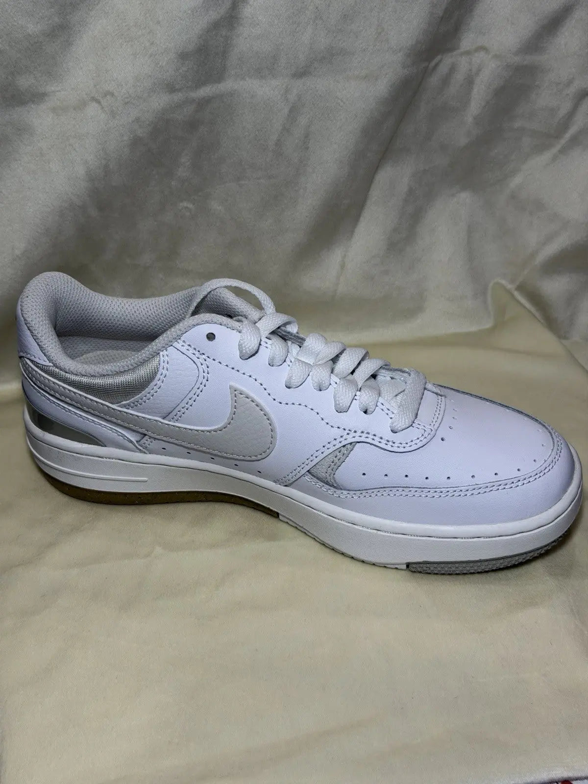 Nike Gamma Force White Phantom Size 6 W Shoes
