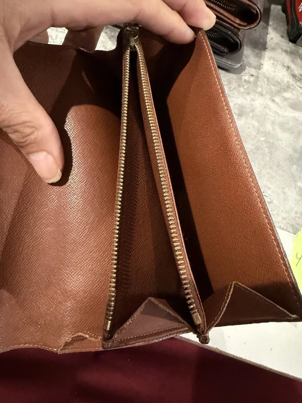 Louis Vuitton Monogram Pochette Sarah Long Wallet 100% Authentic Comes With Coa