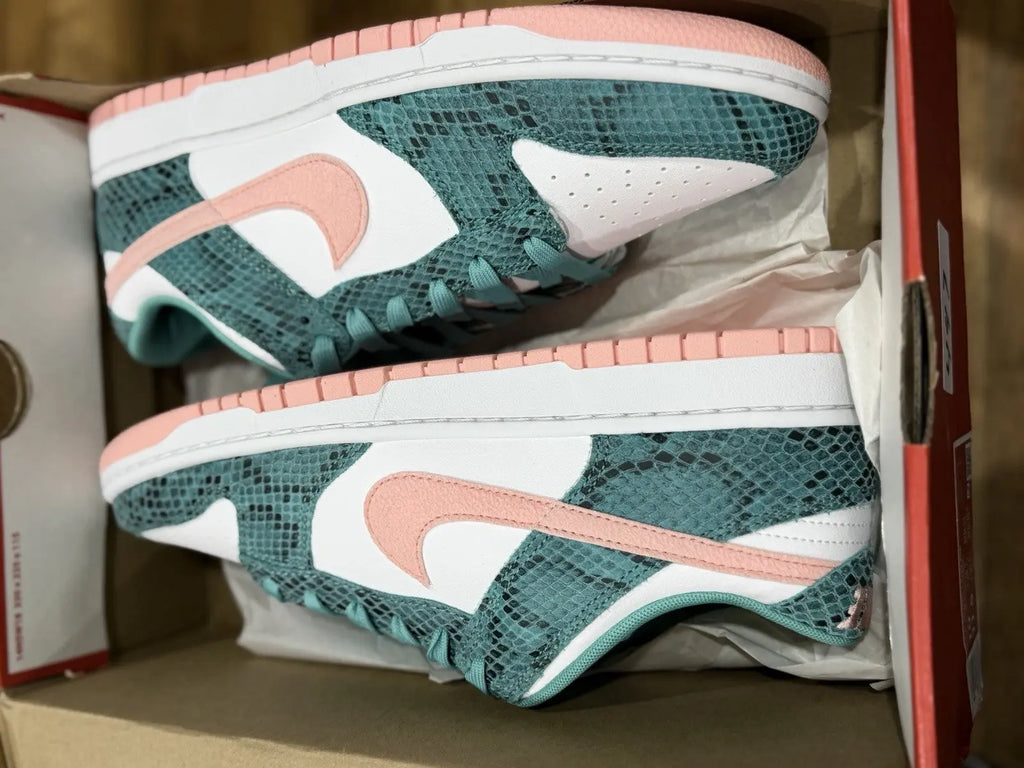 Nike Dunk Low Washed Teal Snakeskin Shoes Size 10 DR8577 300