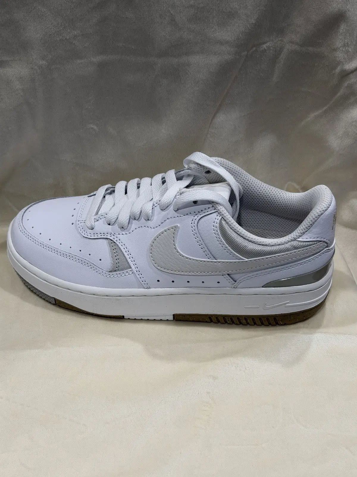 Nike Gamma Force White Phantom Size 6 W Shoes