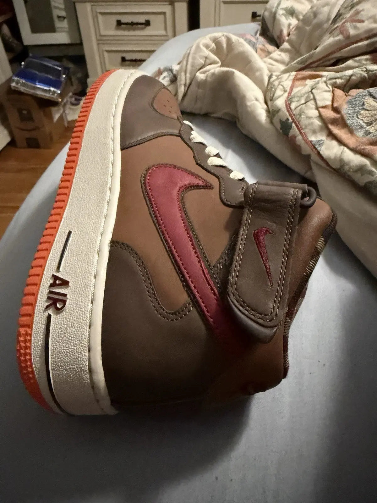 Nike Air Force 1 Mid Premium Brown Size 8.5 Brand New 310277 261