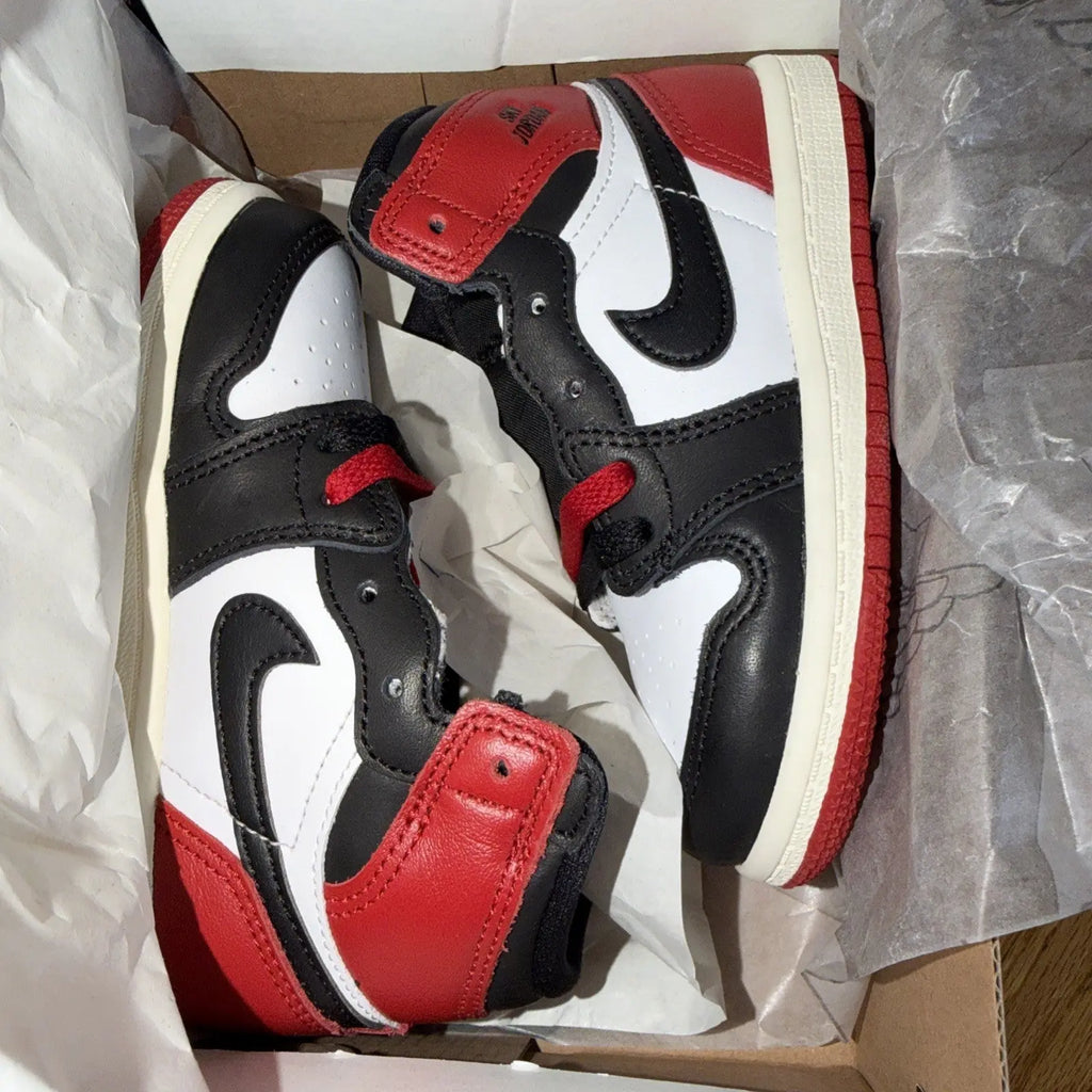 Nike Air Jordan 1 Retro OG White Black Red FD1413-106 Size 8c