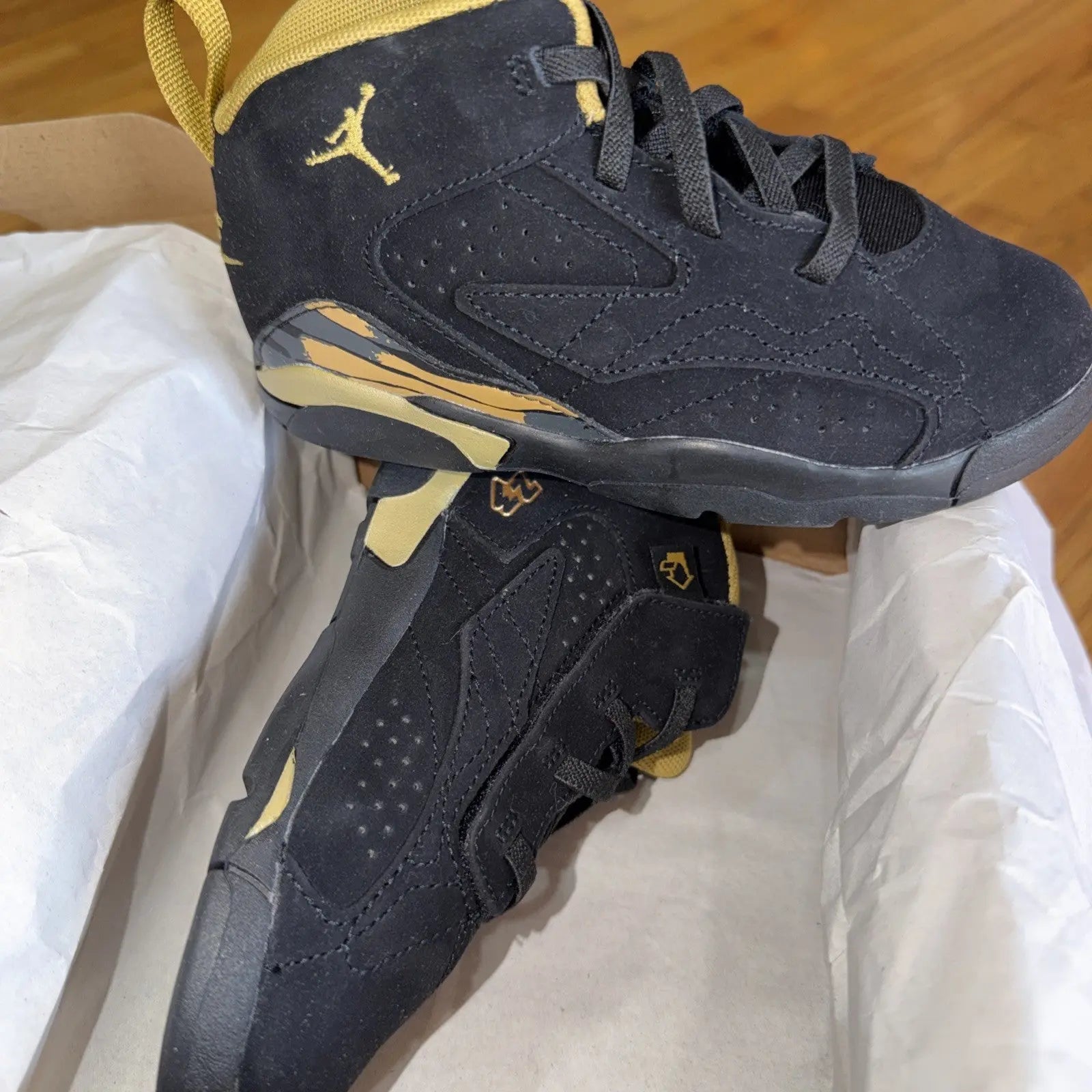 Jordan MVP (TD)  Black Metallic Gold Anthracite Size 10C