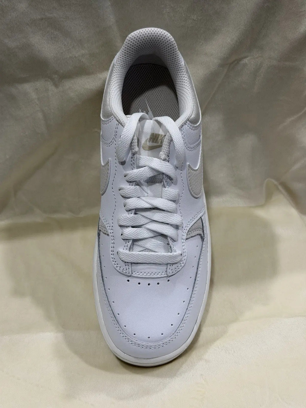 Nike Gamma Force White Phantom Size 6 W Shoes