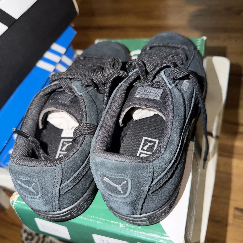 PUMA Suede Low Classic Black Size 5Y