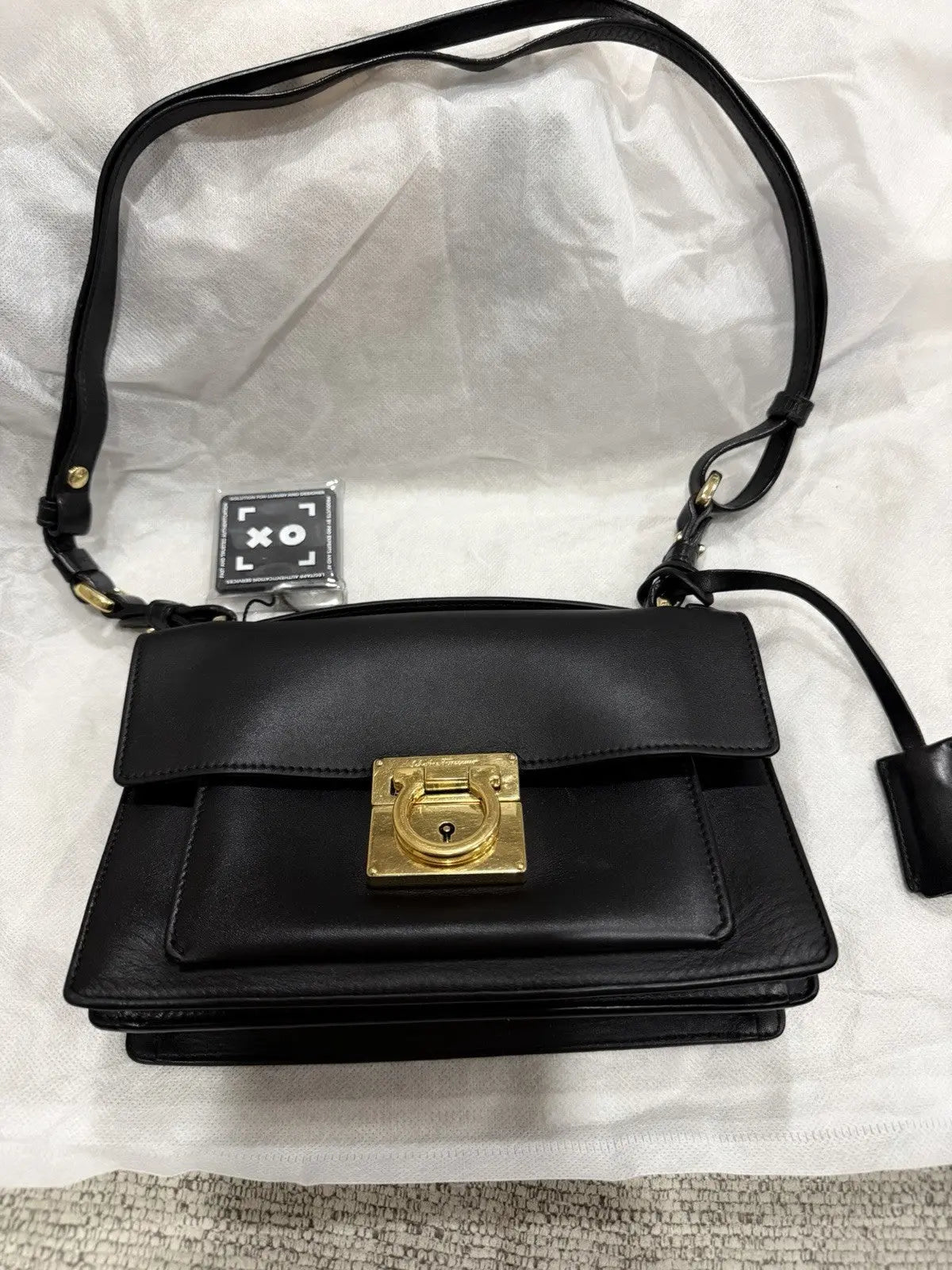 Ferragamo Leather Aileen Black Handbag / Crossbody Adjustable/ Removable Strap