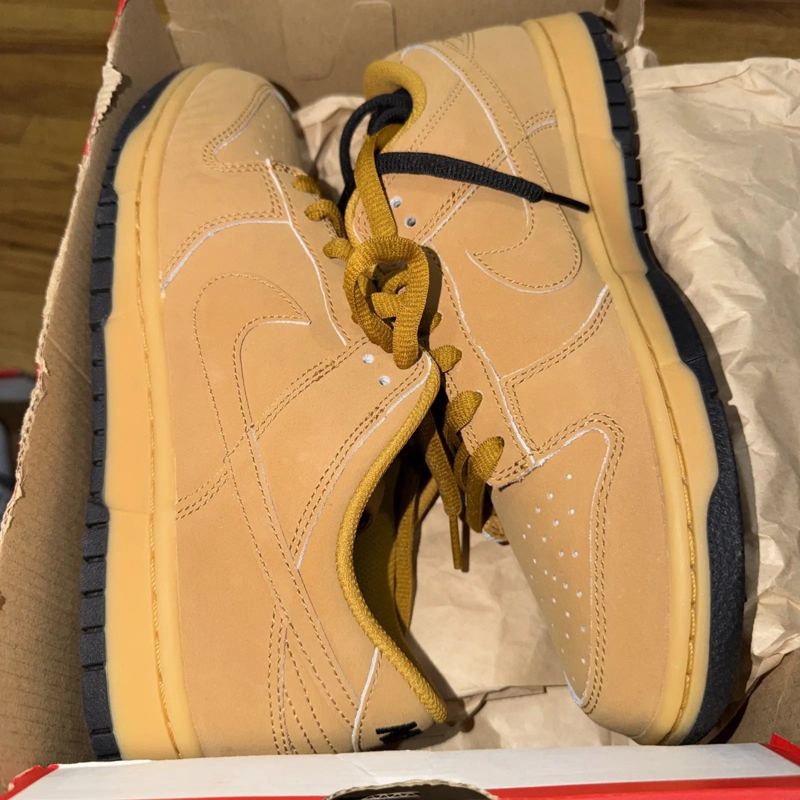 Nike Dunk Low Retro SE Wheat Gum Black HQ1932-700 Men's Multi Size 9 BRAND NEW