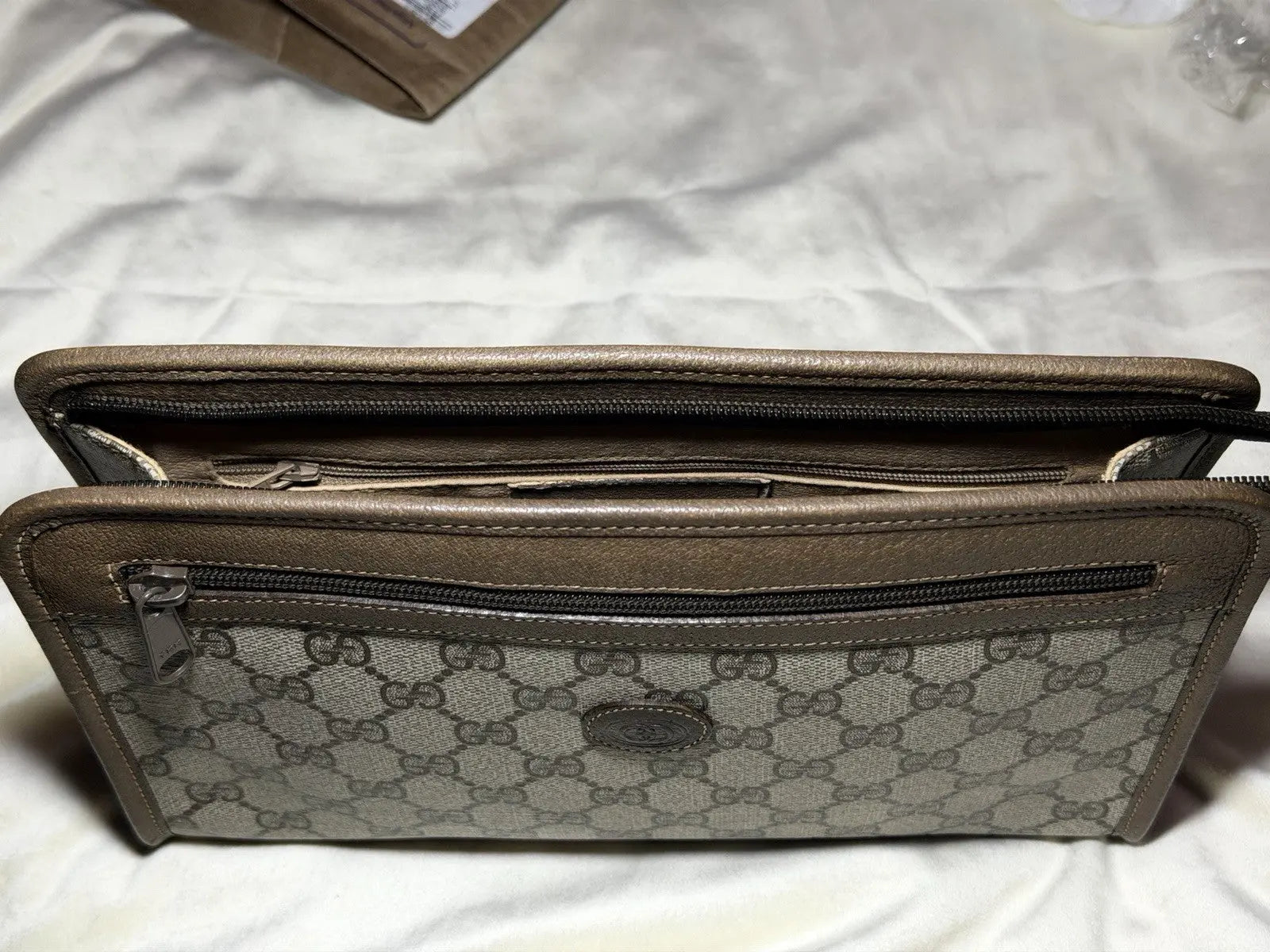Authentic Gucci Supreme GG Clutch Medium Size Immaculate Condition Looks New