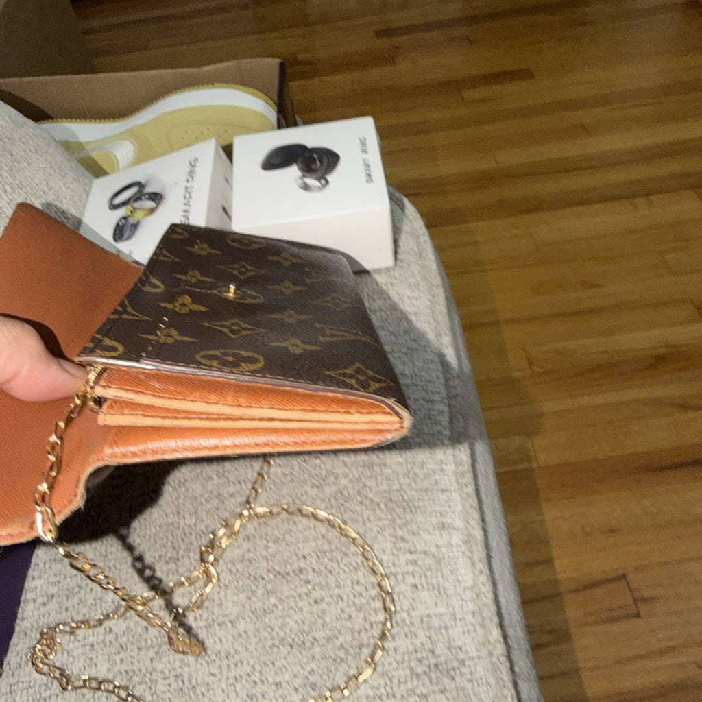 Louis Vuitton Porte Monnaie Monogram Pochette Credit Long Wallet (M61725)