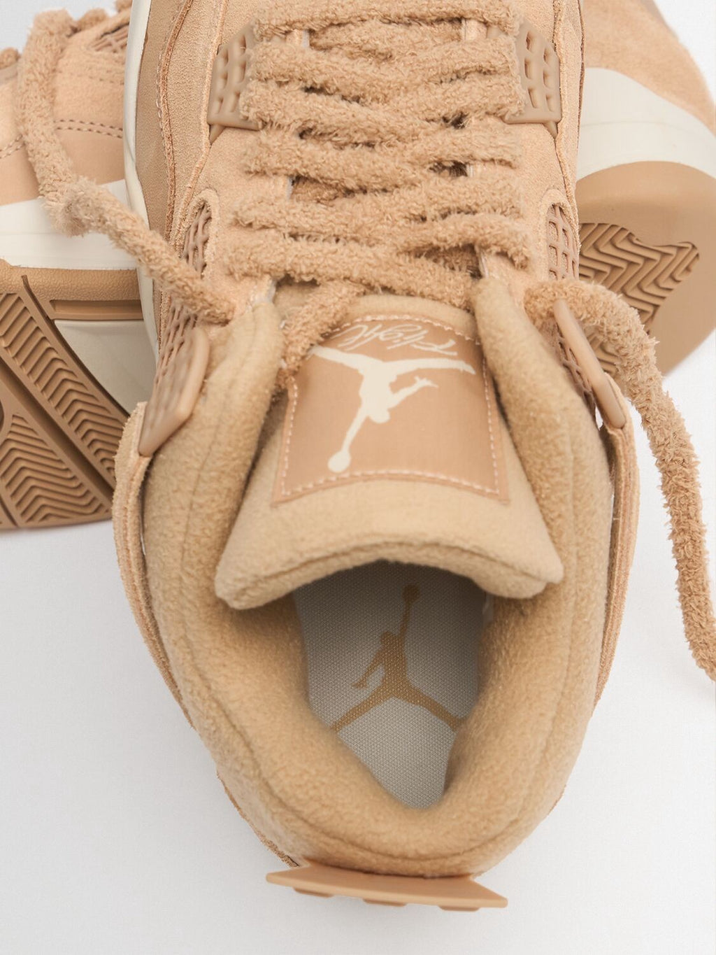 Air Jordan 4 Retro Hemp Light Orewood Brown HV0823-200 Womens Size 10 Men Shoes