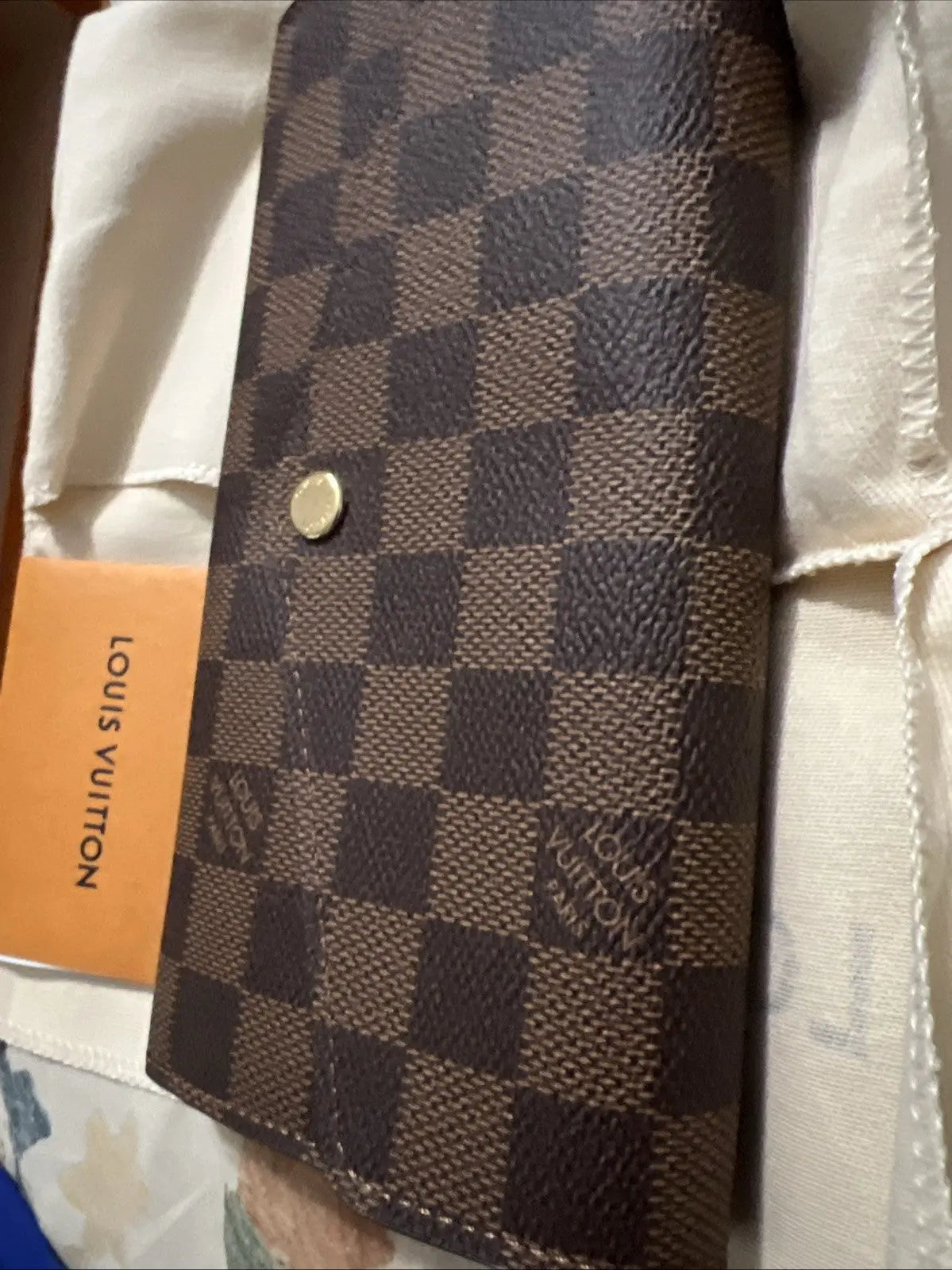 Louis Vuitton Sarah Wallet Monogram  100%  Authentic