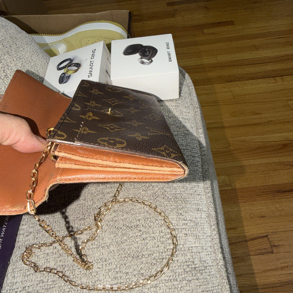 Louis Vuitton Porte Monnaie Monogram Pochette Credit Long Wallet (M61725)