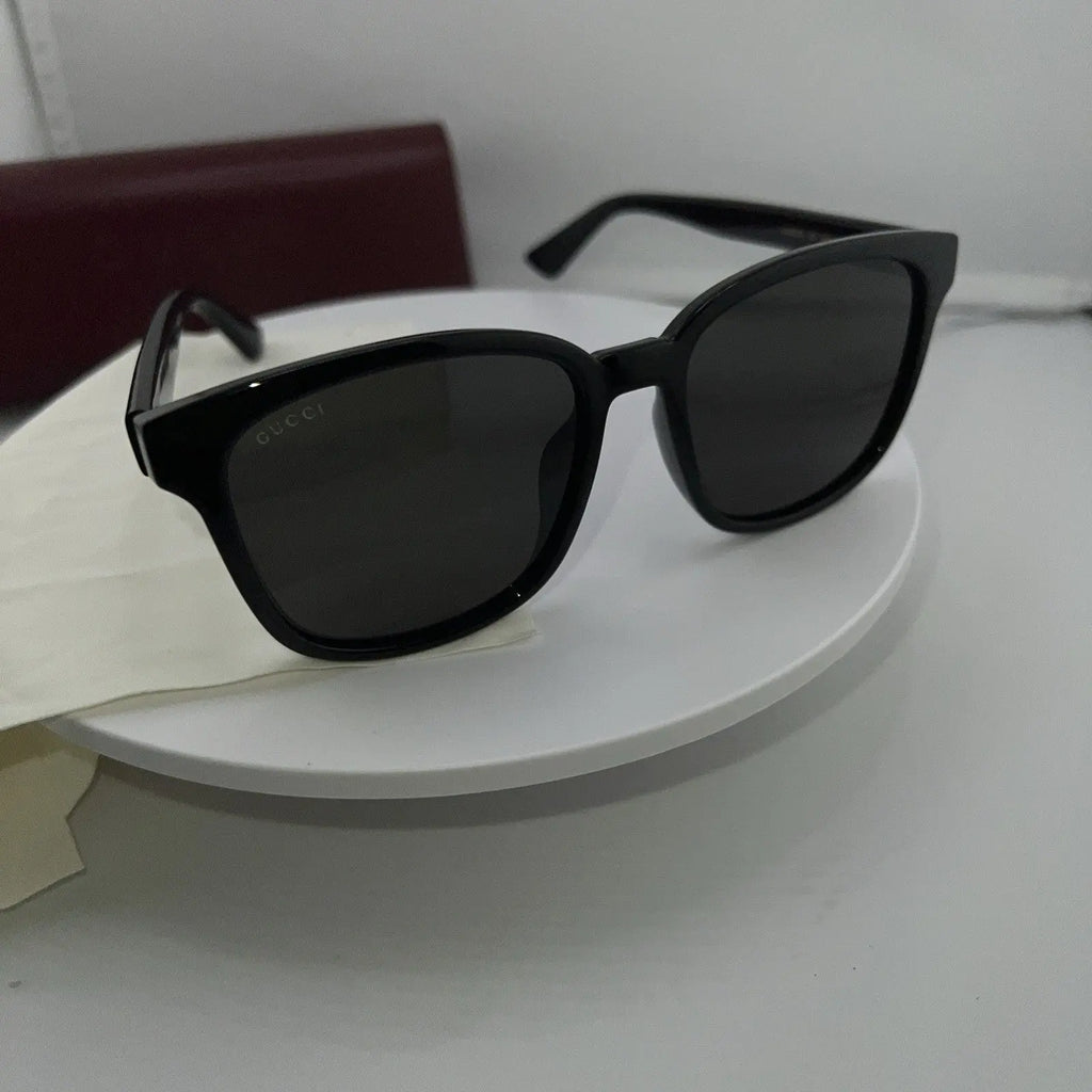 New GUCCI GG0637SK 001 Black Frames Black Lens 56-18 Authentic Sunglasses Italy