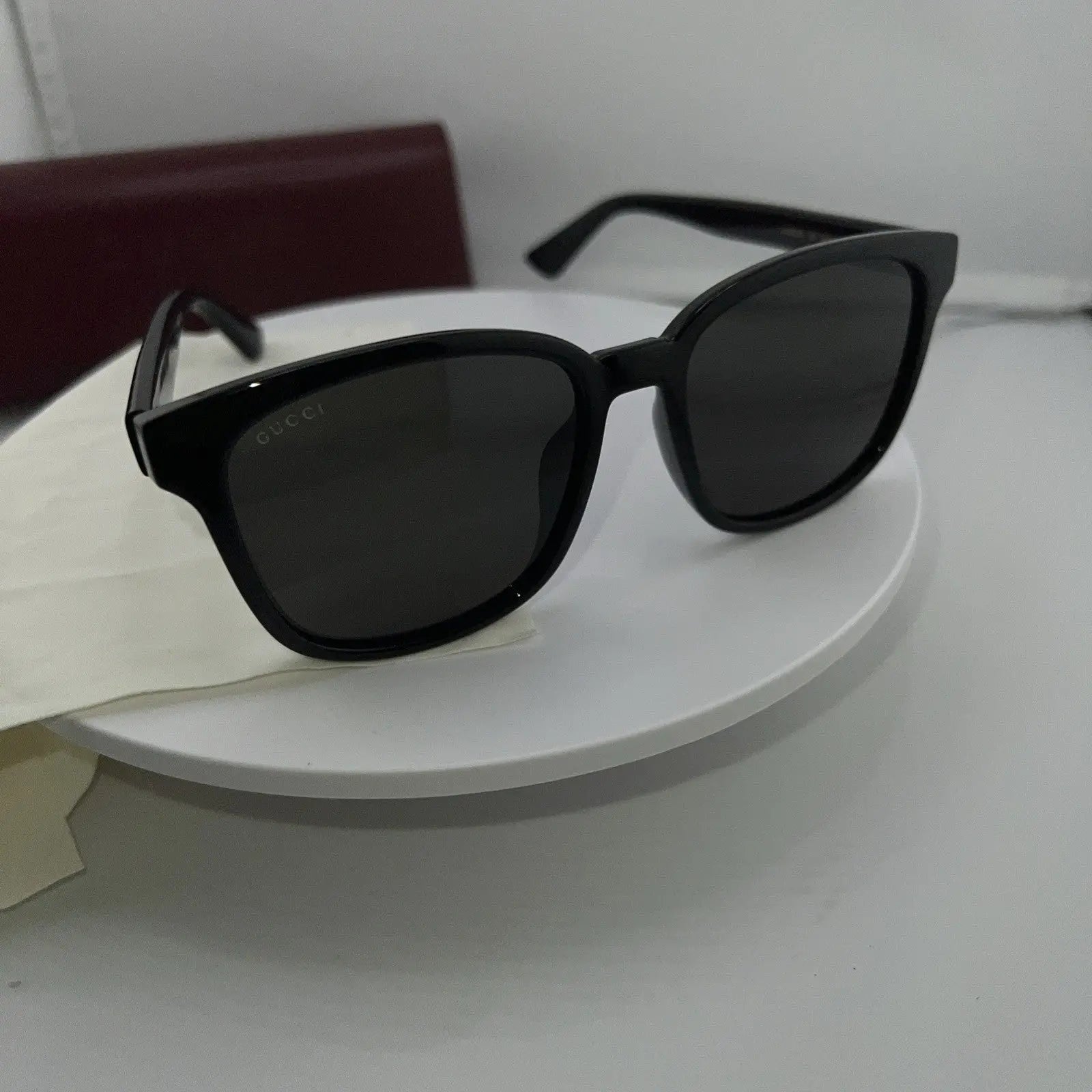 New GUCCI GG0637SK 001 Black Frames Black Lens 56-18 Authentic Sunglasses Italy