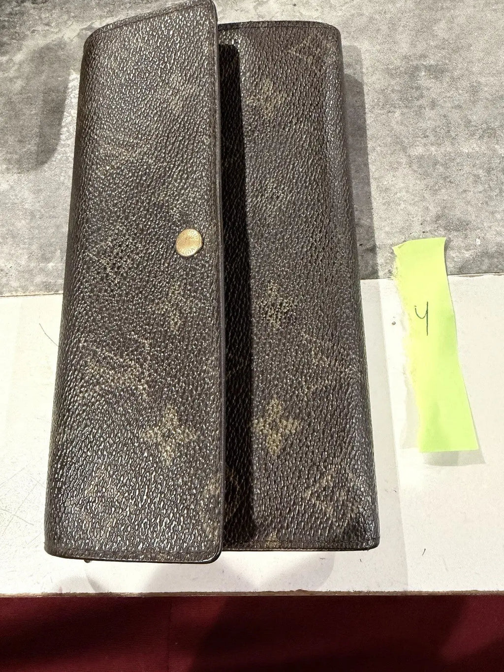 Louis Vuitton Monogram Pochette Sarah Long Wallet 100% Authentic Comes With Coa