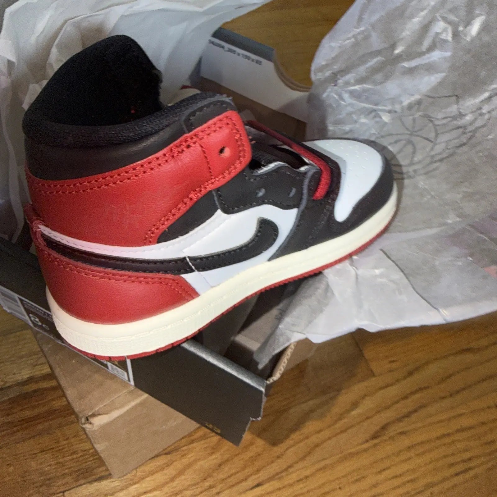 Nike Air Jordan 1 Retro OG White Black Red FD1413-106 Size 8c