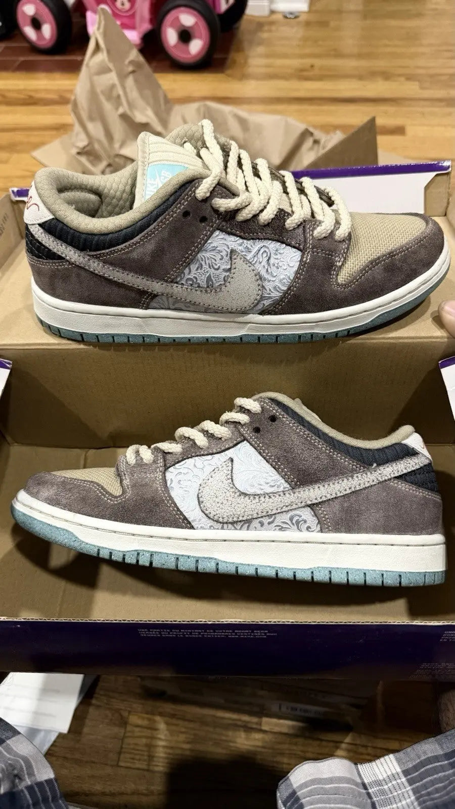 Nike Dunk SB Big Money Savings FZ3129-200 BRAND NEW SHOES Size 7.5 Men