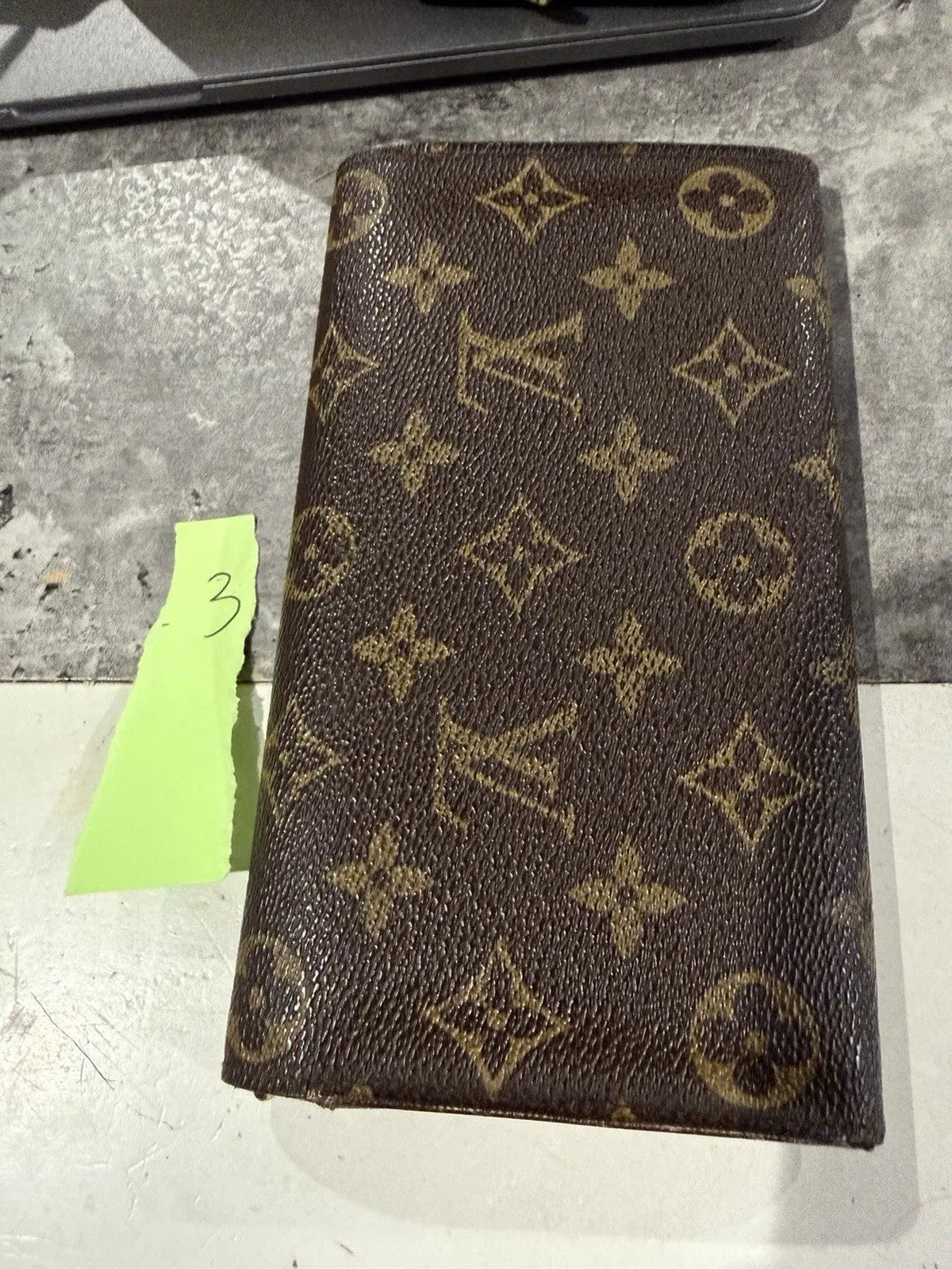 Louis Vuitton Monogram Pochette Sarah Long Wallet 100% Authentic Comes With Coa
